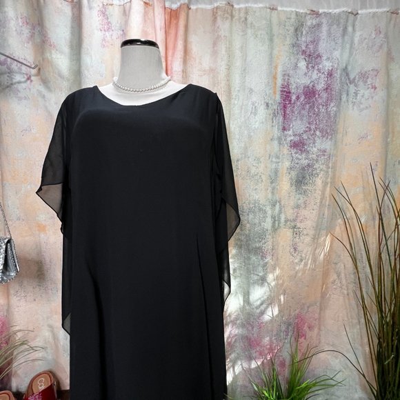 📌Timeless Elegant Ball - Formal - Prom A- Line Figure-Friendly Dress with Cape - Picture 2 of 16